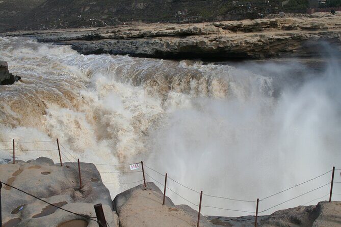 Day Trip to Hukou Waterfall and Huangdi Mausoleum - The rhythm of the day: how the 8–9 hours actually feel