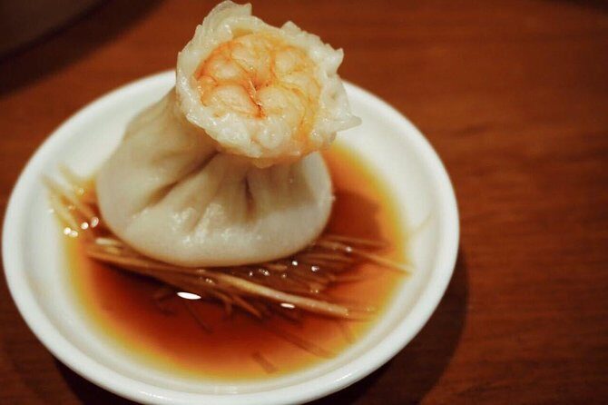 Din Tai Fung Dinner Experience and Acrobatics Show in Shanghai - Price and Value: What $168 Includes (and What Costs Extra)