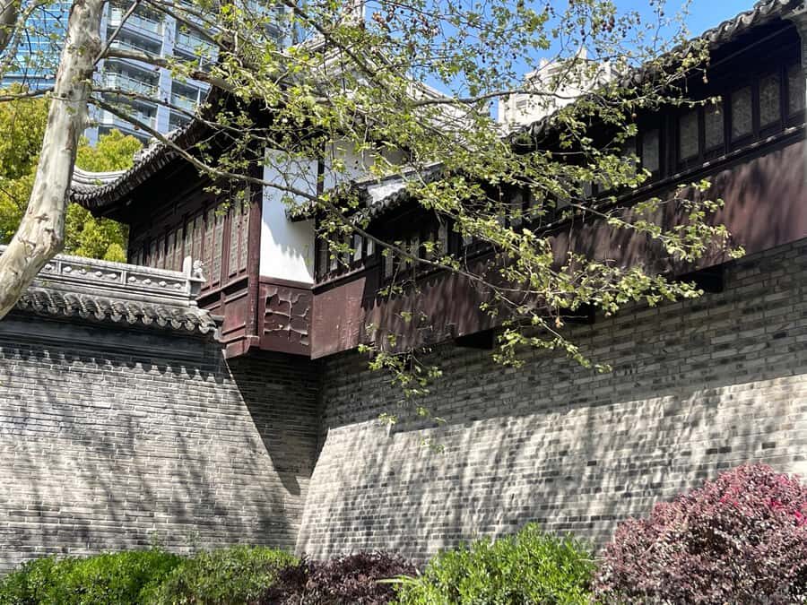 Discover Off Beaten Route--Shanghai Old City Town - City Wall Origins: The Route Starts Where Shanghai Began