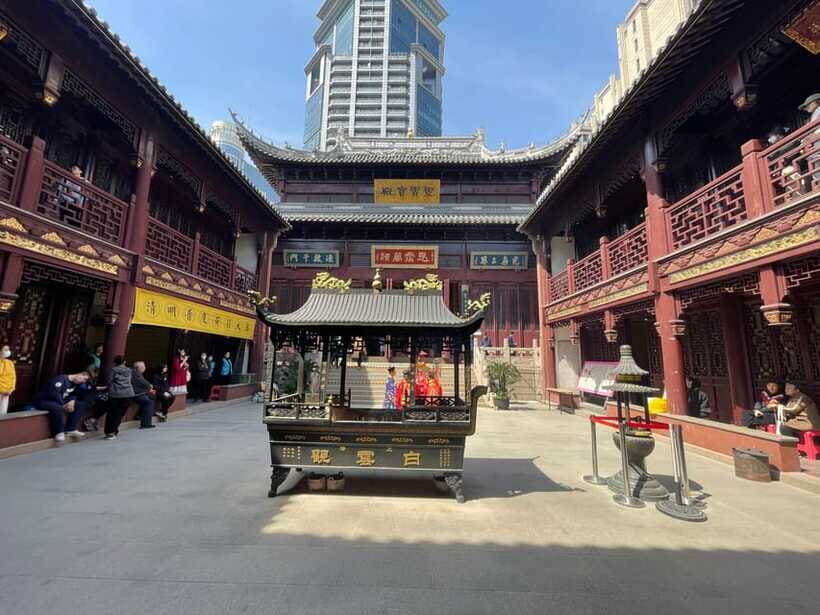 Discover Off Beaten Route--Shanghai Old City Town - Price and Value: What $78 Buys in Real Time