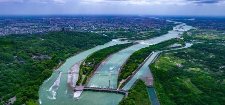 Dujiangyan panda base and irrigation system park day tour - Why Dujiangyan is a strong panda choice from Chengdu