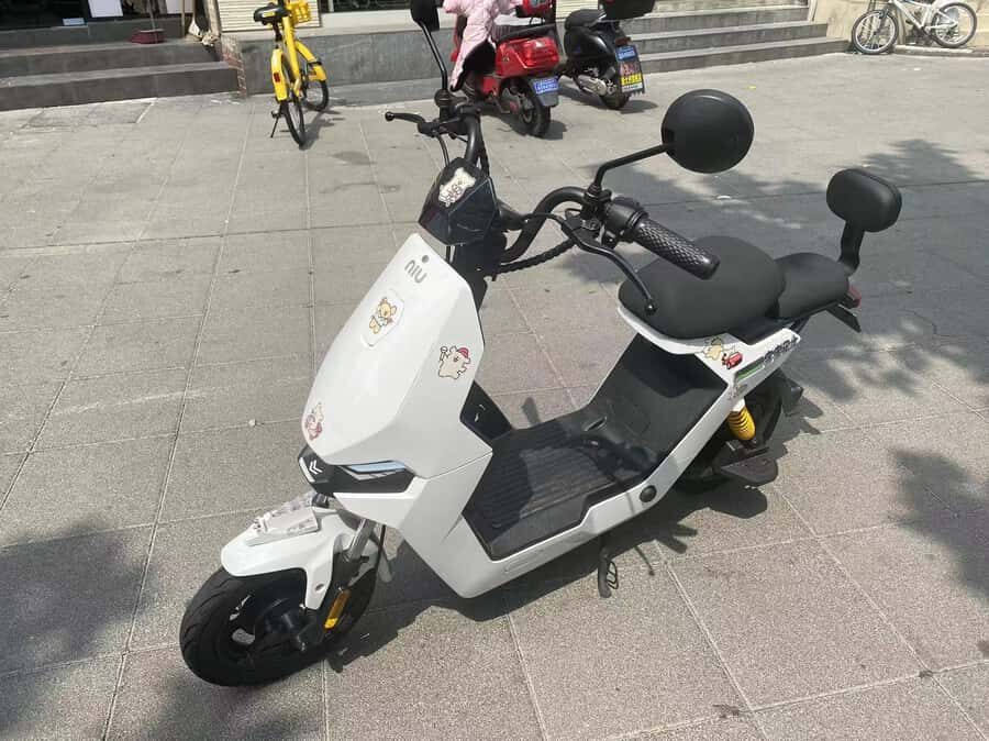 E-Bike Adventure Tour in Shanghai - How 3 hours turns into real coverage (without wearing you out)