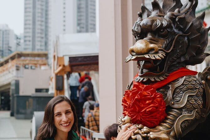 Experience Hong Kong in 1 day: discover the best - Hotel pickup and public transport: the one-day Hong Kong rhythm
