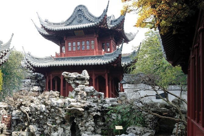 Flexible Airport Layover Tour of Shanghai City Highlights with Spa Option - Nanshi Old Town: Streets, Shops, and a Quick Sense of Old Shanghai