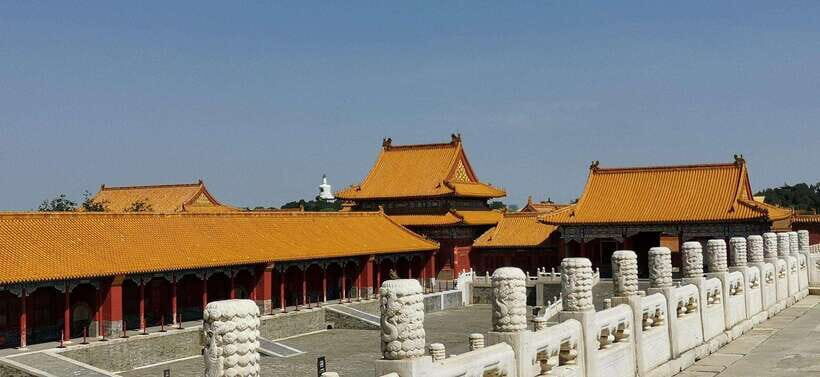 Forbidden City Of Beijing Tickets Booking And Other Option - Inside the palace city: following the 6,000-meter central axis