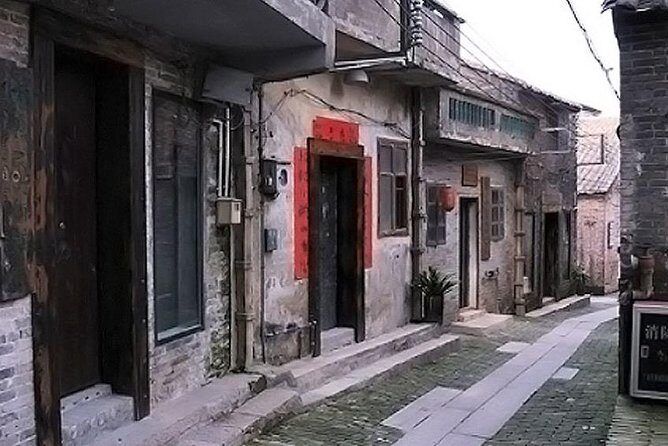 Foshan Cultural One Day Tour including Ancestral Temple & Nanfeng Ancient Kiln - Foshan Ancestral Temple: More Than a Pretty Stop