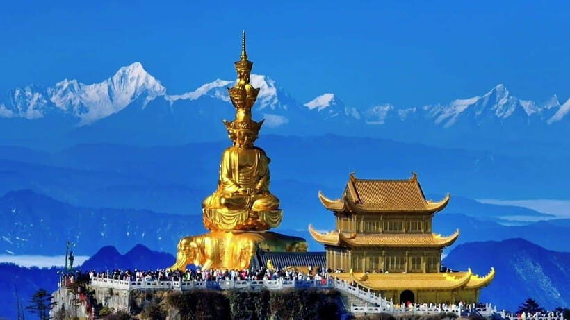 From Chengdu: Mount Emei Day Trip with Golden Summit Visit - Golden Summit: the 48-meter Golden Buddha and lunch with a mission