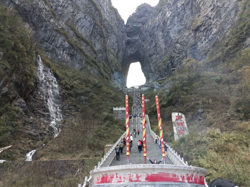 Full-Day Private Tour of Tianmen Mountain - Getting to the top: Yunmeng Fairy Summit and the cloud test