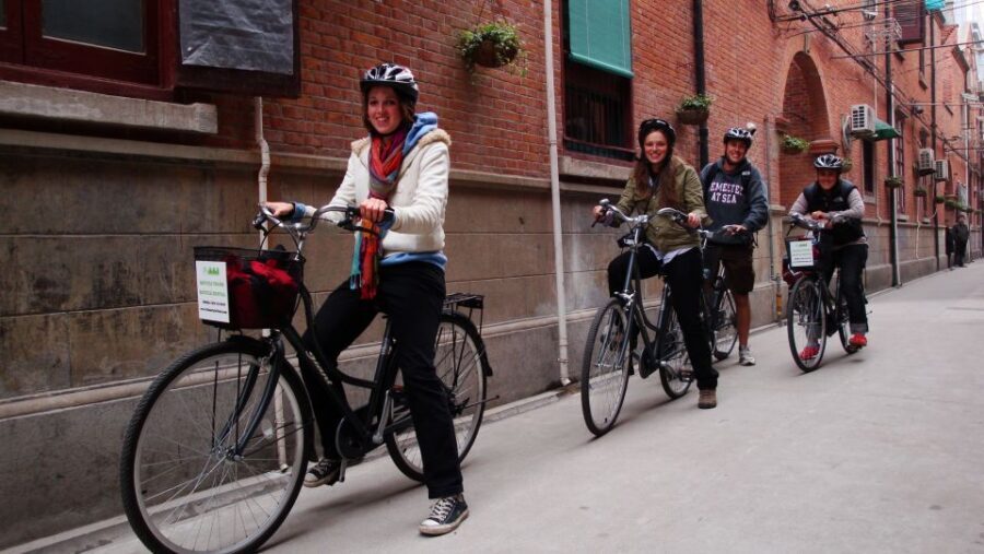 Full-Day Shanghai Classic Bike Tour - Shanghai Museum: 5,000 Years of History Without the Full-Day Guilt