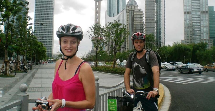 Full-Day Shanghai Classic Bike Tour - Taikang Road and Dongtai Road: Seeing Longtang Lanes from the Saddle