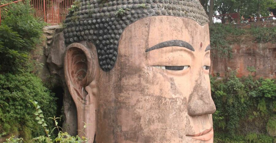 Full-Day Tour of Leshan's Giant Buddha from Chengdu - Quick hits before you go