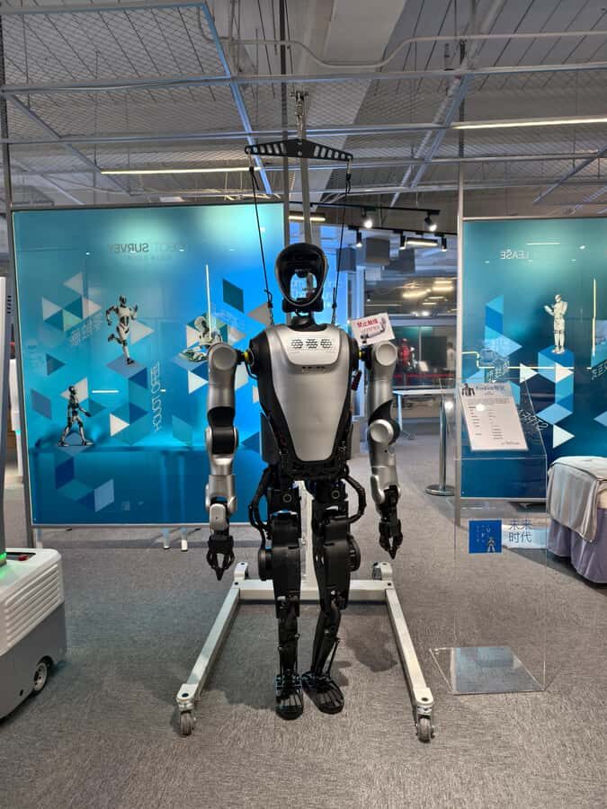 Gen-Z Private Tour: Shenzhen Tech Marvels - A local tech guide who can actually explain the why