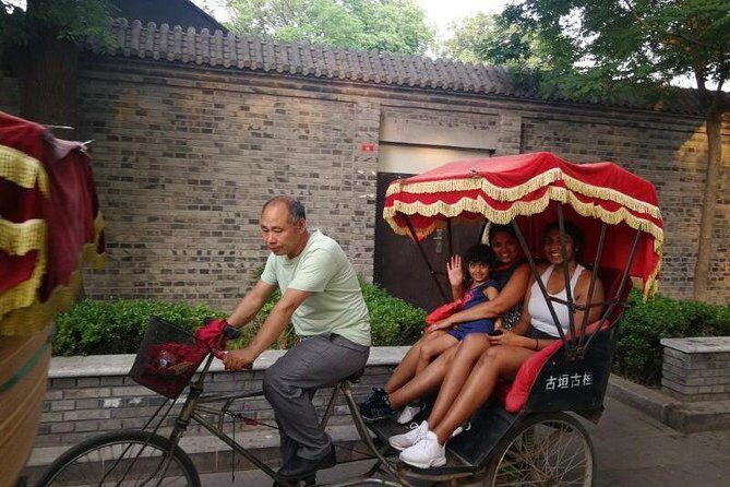 Great Wall-Forbidden City-Hutong Private Layover Guided Tour - What the guide quality means on a day like this