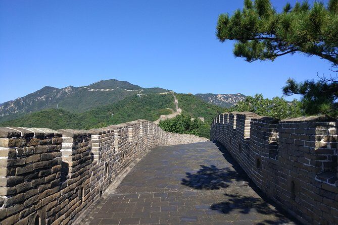 Group Tour to Mutianyu Great Wall - Lunch at the base: how to handle the meal gap