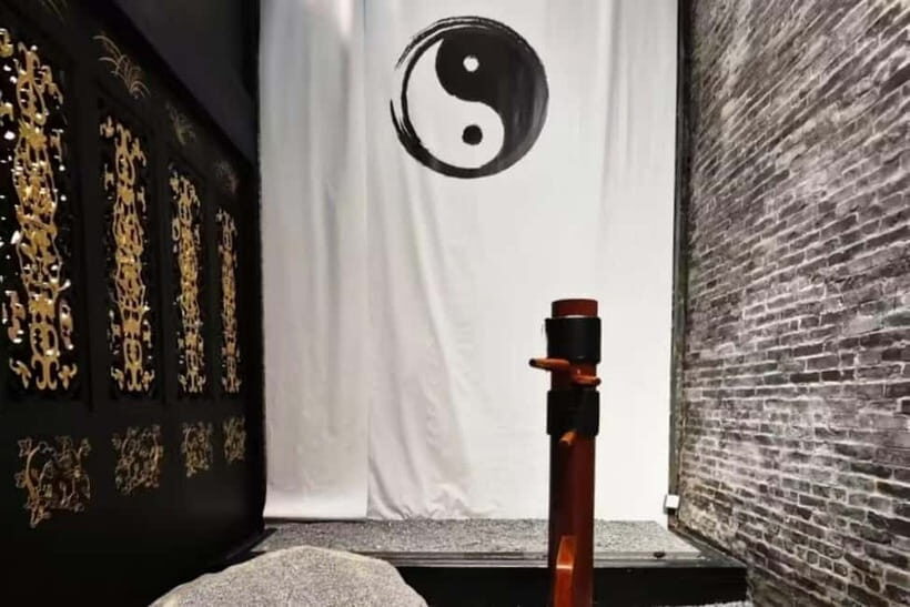 Guangzhou Cultural Gems: Bruce Lee's Home & Heritage Sites - Beijing Road Millennium Ancient Path: Song-era street remnants under glass