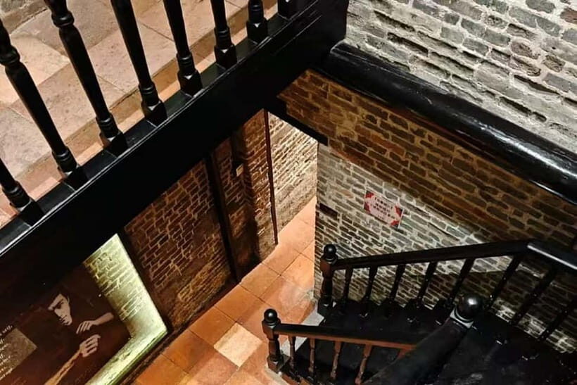 Guangzhou Cultural Gems: Bruce Lee's Home & Heritage Sites - FAQ