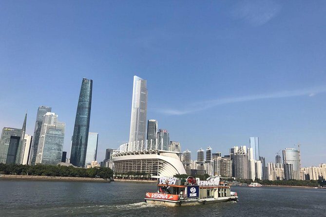 Guangzhou Historical Day Tour By Metro & Boat - Yuexiu Park and the Five Rams statue legend