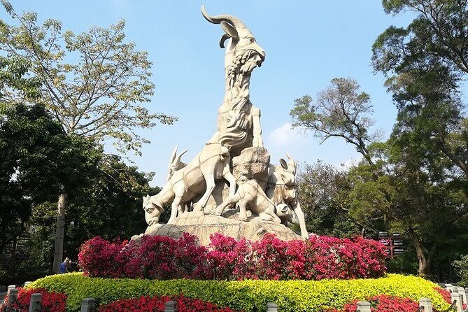 Guangzhou Layover Visa-Free Private Tour with Airport Transfer - Huacheng Square: Skyline Views Without the Long Transit