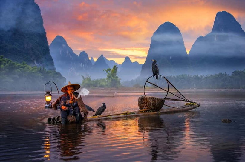 Guilin: 1-Day Iconic Landmarks & Cultural Tour - Elephant Trunk Hill: the elephant-shaped rock and its river legend