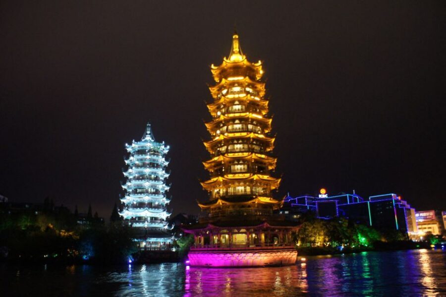 Guilin: Four Lakes Night Cruise with Round-trip Transfer - Pickup, Private Transfer, and the Language Reality Check