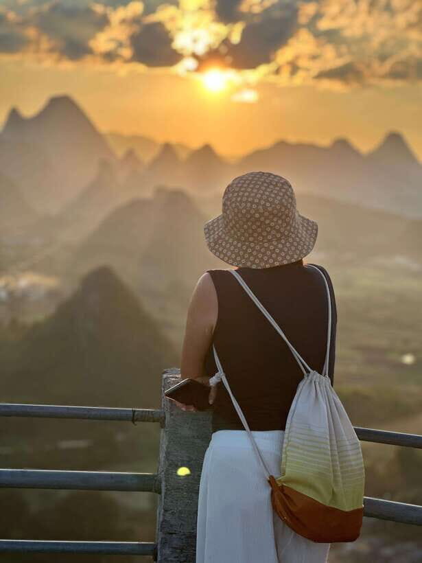 Guilin: Half day Yangshuo Cuiping hill Sunset Private Tour - The Tortoise River Confluence and Hilltop Panoramas at Dusk