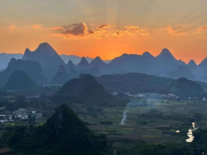 Guilin: Half day Yangshuo Cuiping hill Sunset Private Tour - Timing and Light: Getting the Most from 18:00–19:30