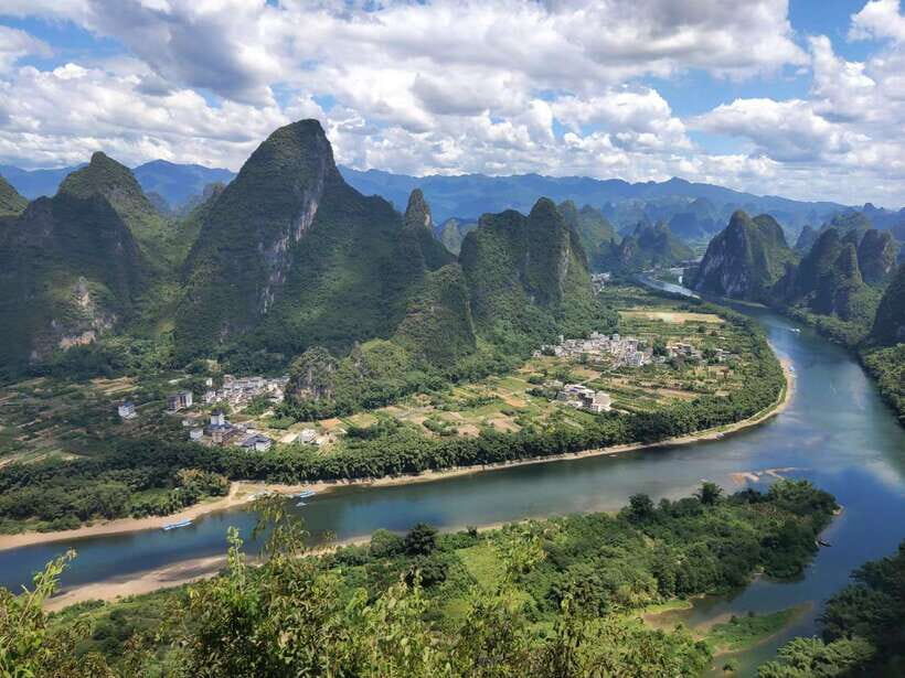 Guilin: Private Mountains and Rivers Day Tour - Yulong River Bamboo Boat: The Little Li River Moment