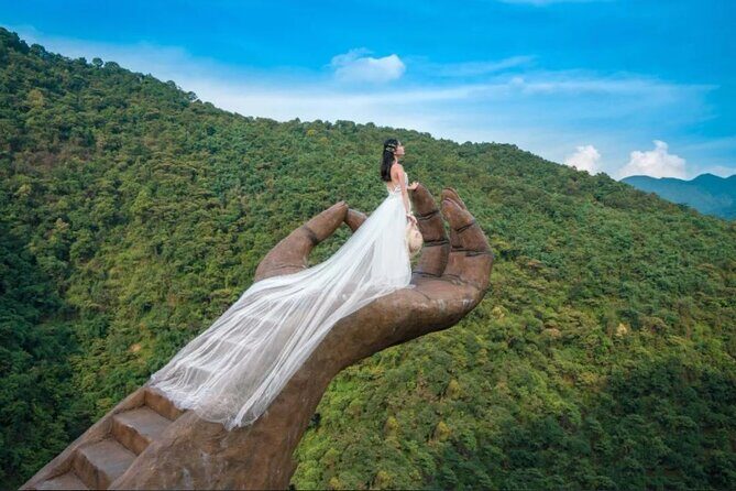 Gulong Gorge Glass Bridge and Underground River Cave Private Tour - Gulong Gorge: Nine waterfalls plus a 520m glass walkway