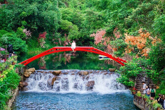 Gulong Gorge Glass Bridge and Underground River Cave Private Tour - Your private guide (and why Damon-style flexibility matters)