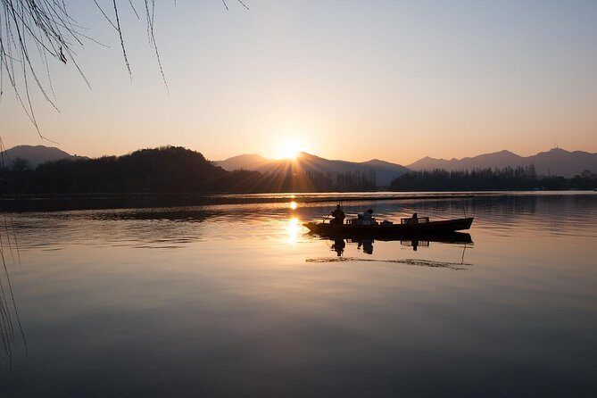 Half-Day Flexible Private Hangzhou Highlight Tour - Transport time you can feel: 4 to 5 hours is a real constraint