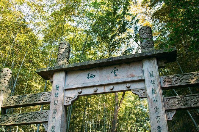 Half-Day Hangzhou Yunxi Bamboo Forest and Tea Plantation Experience - Tea tasting and your included Chinese lunch or dinner
