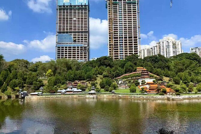 Half Day Shenzhen Splendid China Folk Village Guided Tour - China Folk Culture Village: mini attractions plus full-scale ethnic villages