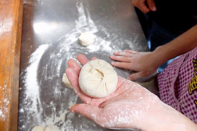 Half-Day steamed Buns Cooking Class with a Local Market Visit - Stop 1: The spice market challenge that makes the cooking make sense
