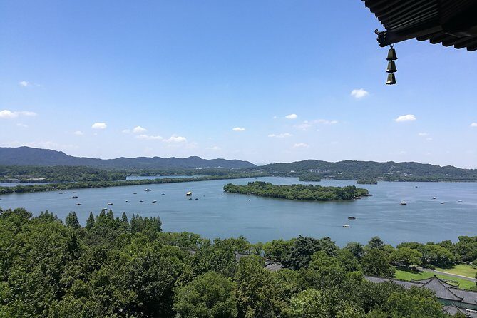 Hangzhou Private Customized Day Trip from Shanghai by Bullet Train - Lingyin Temple: Buddhist culture you can actually read