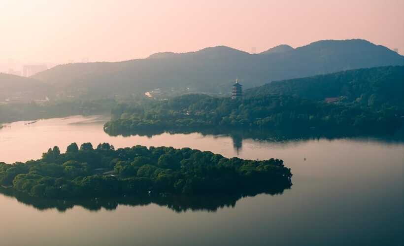 Hangzhou:Luxury West Lake Cruise+Santan Yinyue Island Ticket - How to Spend Your Unlimited Island Time Without Feeling Rushed