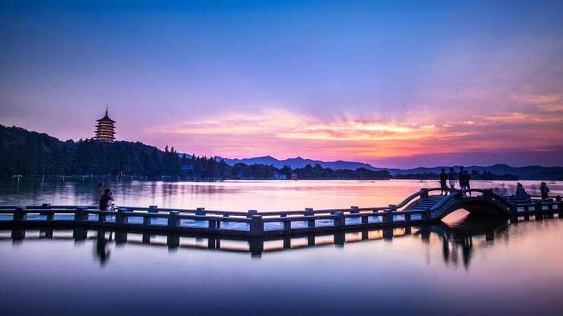 Hangzhou:Luxury West Lake Cruise+Santan Yinyue Island Ticket - Timing Windows and When This Tour Feels Smooth