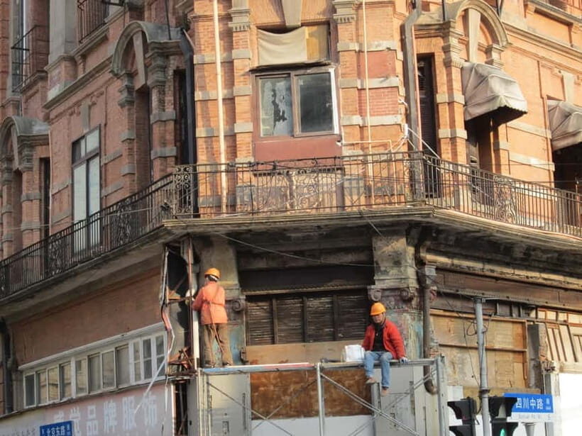 Hidden Shanghai: Local Life, Secret Alleys&Bund Walking Tour - Key things you’ll notice on this walk