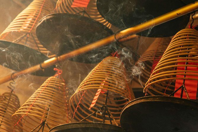 Highlights & Hidden Gems With Locals: Best of Hong Kong Private Tour - Where You Start in Sheung Wan (and Why That Sets the Tone)