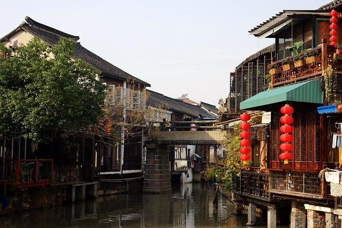 Hire a car with driver to Zhujiajiao Town 8 hours service - The communication setup: what happens if the driver speaks little English