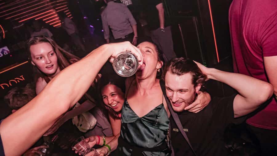 Hong Kong: 3-Hour Lan Kwai Fong Pub Crawl - Stop-by-Stop Reality: What You’ll Do at Each Venue