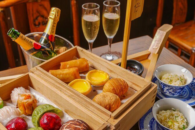 Hong Kong 'Aqua Luna' Dim Sum Cruise - Key things that make the Aqua Luna cruise worth your time
