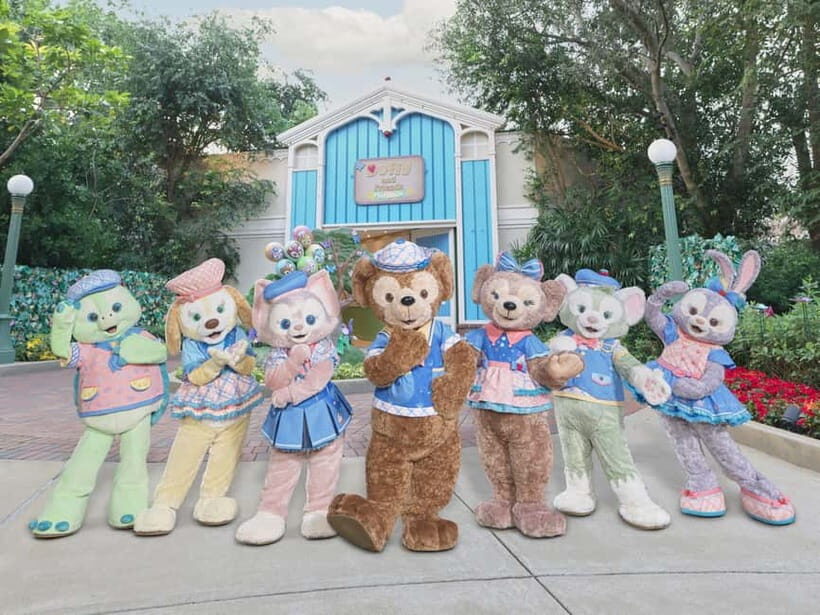 Hong Kong Disneyland: Non-Stop 2-Day Fun Ticket - Day 1 game plan: attractions, characters, and entertainment without panic