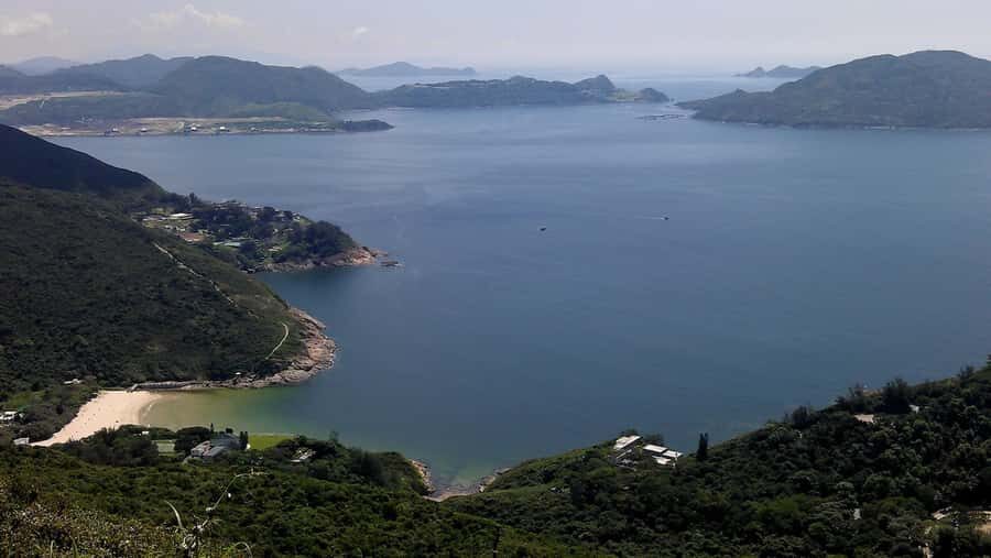 Hong Kong: Dragon's Back Hike - Start at the General Post Office: a clear meeting point that reduces stress