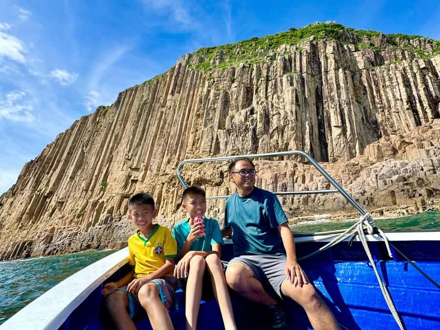 Hong Kong: Geopark Four Sea Arches Volcano Sightseeing Tour - Practical Tips: What to Bring (and What to Skip) for a Boat Day