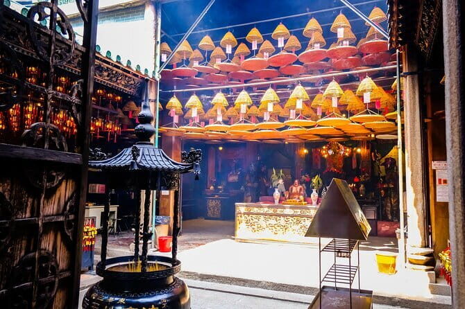 Hong Kong: Kowloon Street Market & Food Culture Walking Tour - Price and Value: Is $32.80 Actually Fair Here?