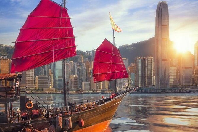 Hong Kong Like a Local: Private & Personalized Experience 2-6 hrs - History-meets-creativity Central streets: antiques, herbal shops, and street art