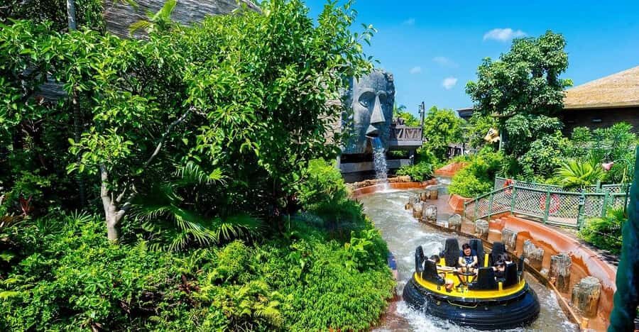 Hong Kong: Ocean Park Entry Ticket + OceanFasTrack Pass - Who this ticket works best for
