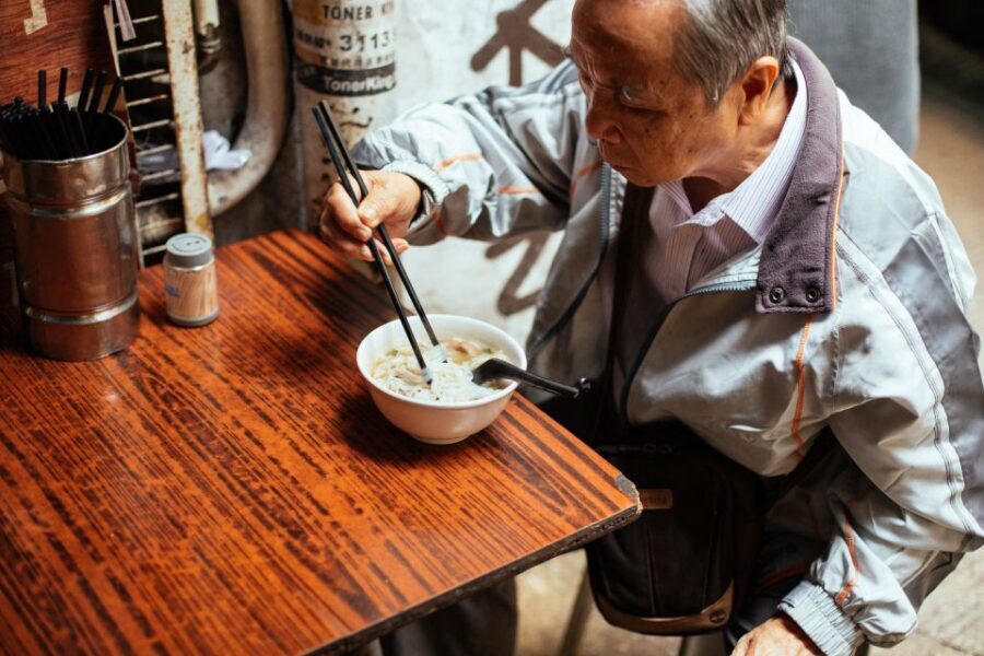 Hong Kong: Private Food Tour with 10 Tastings - Meeting at Sai Ying Pun: starting hungry, not stressed