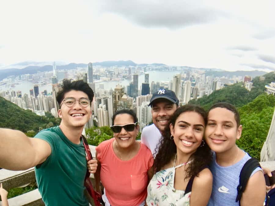 Hong Kong: Private Walking City Tour with a Local Guide - What you’ll likely do on the walk: temples, gardens, views, and street scenes