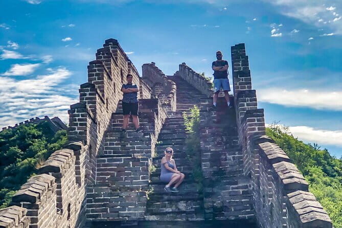 Huanghuacheng Great Wall Picnic Sunset Tour - The sunset picnic setup: why it feels special (and not staged)